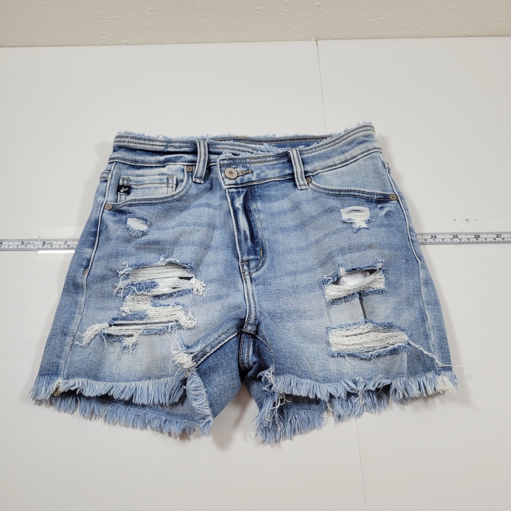 KanCan Denim Shorts Womens 25 Light Blue Excellent Distressed Frayed Raw Hem